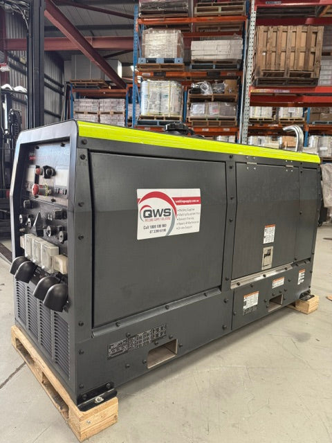 LINCOLN DUAL MAVERICK™ 450 DIESEL WELDER GENERATOR DEMO UNIT