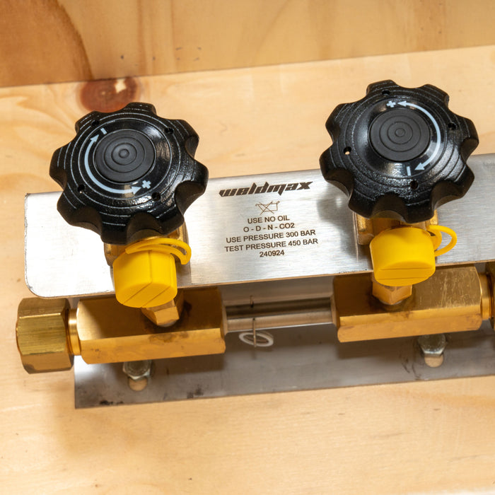 WELDMAX MANIFOLD ARGON DUAL INLET, 1 OUTLET - QWS - Welding Supply Solutions