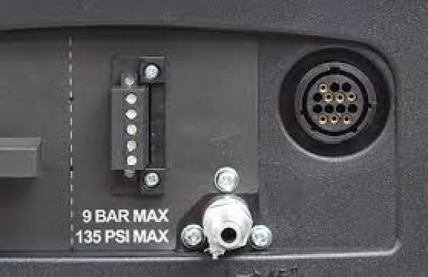 HYPERTHERM UPGRADE KIT: CPC PORT WITH SELECTABLE VO 65/85 - QWS - Welding Supply Solutions