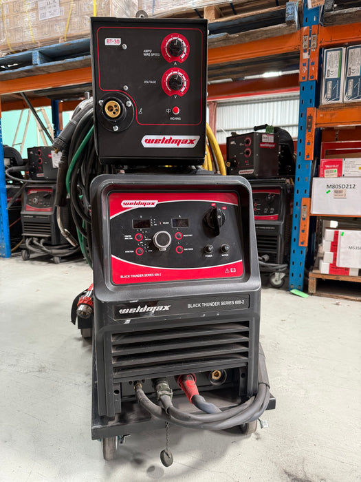 USED WELDMAX 600BT-2 MIG W/ SWF BLACK THUNDER