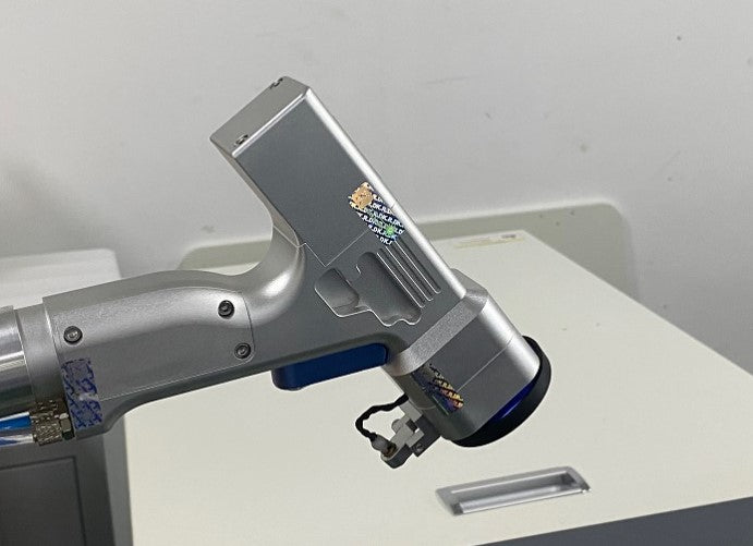 WELDMAX LASER CLEANING SYSTEM 3KW / 3000W / 415V - CW - QWS - Welding Supply Solutions