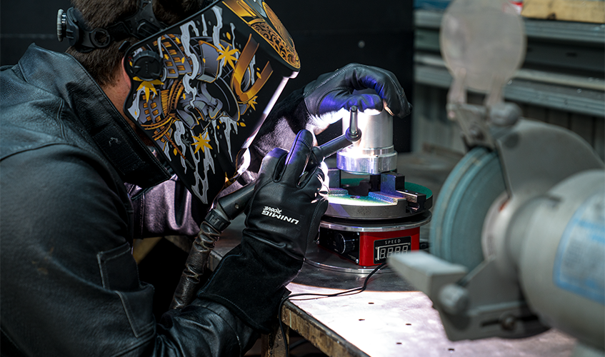 UNIMIG RAZORWELD 200 AC/DC TIG W/ HF PULSE (U12002K) - QWS - Welding Supply Solutions